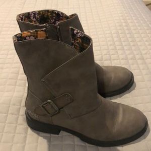 Blowfish Boots Size 9